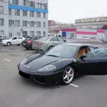 Автомобиль Ferrari 360 Modena